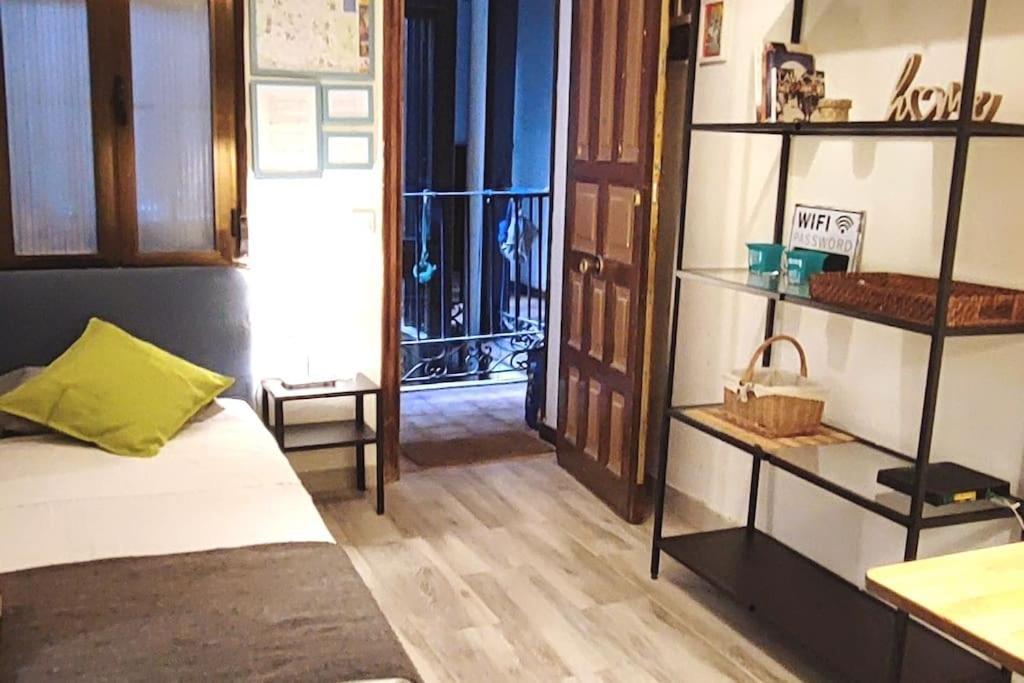 Apartamento El Rastro - La Latina Madrid Kültér fotó